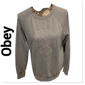 OBEY Gray Sugar Skull Sweatshirt size medium